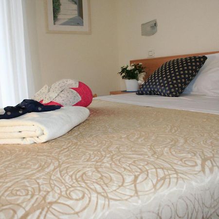 Hotel Haway Misano Adriatico Esterno foto